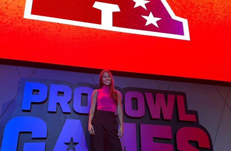 Diana Flores brilla en comercial del Super Bowl