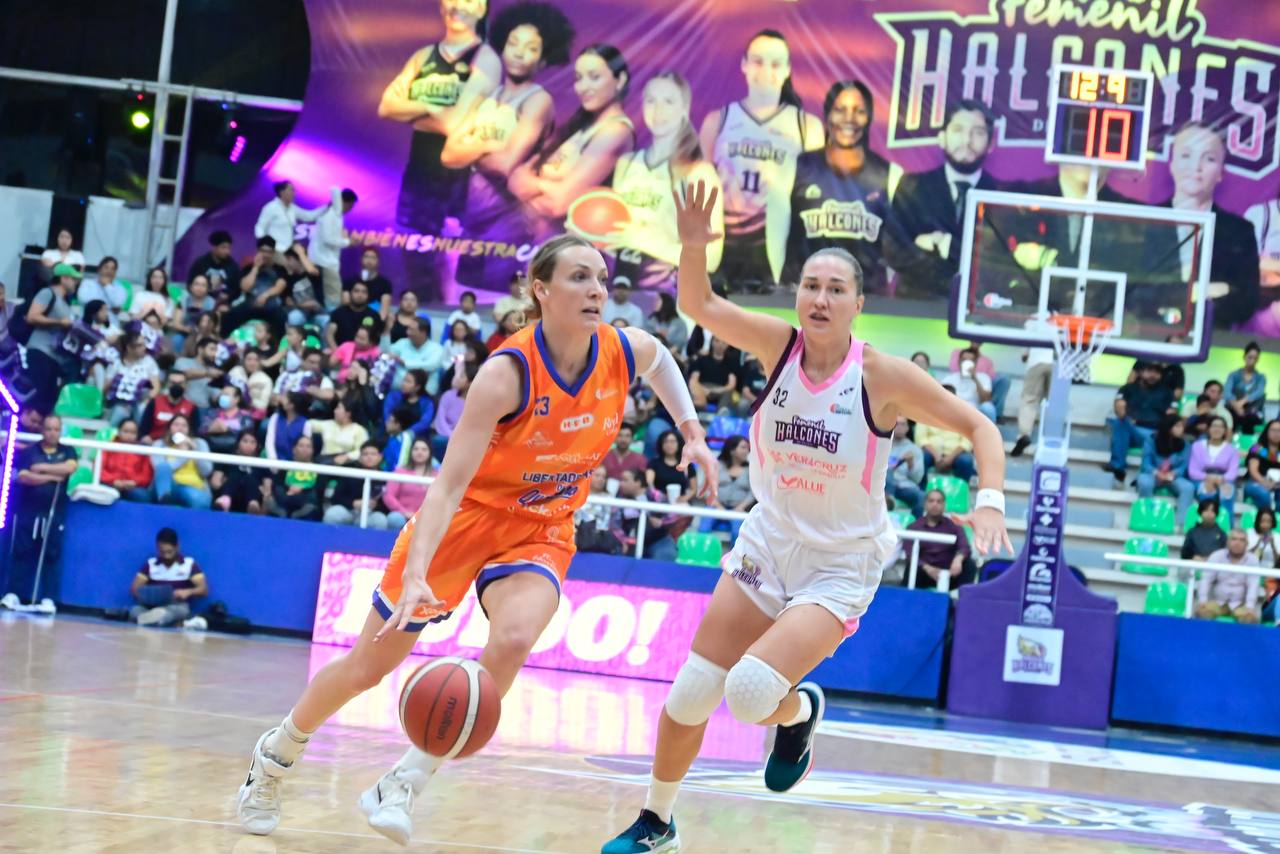 Pierde Libertadoras el primero contra Halcones