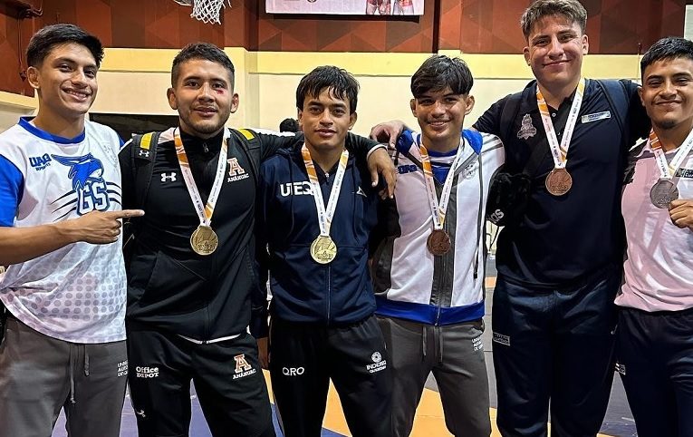 Universitarios suman primeras medallas para Querétaro