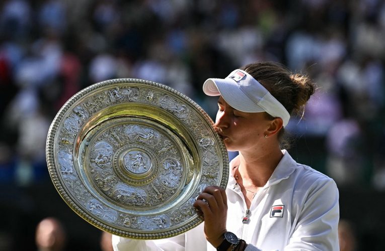 Barbora Krejčíková es campeona en Wimbledon