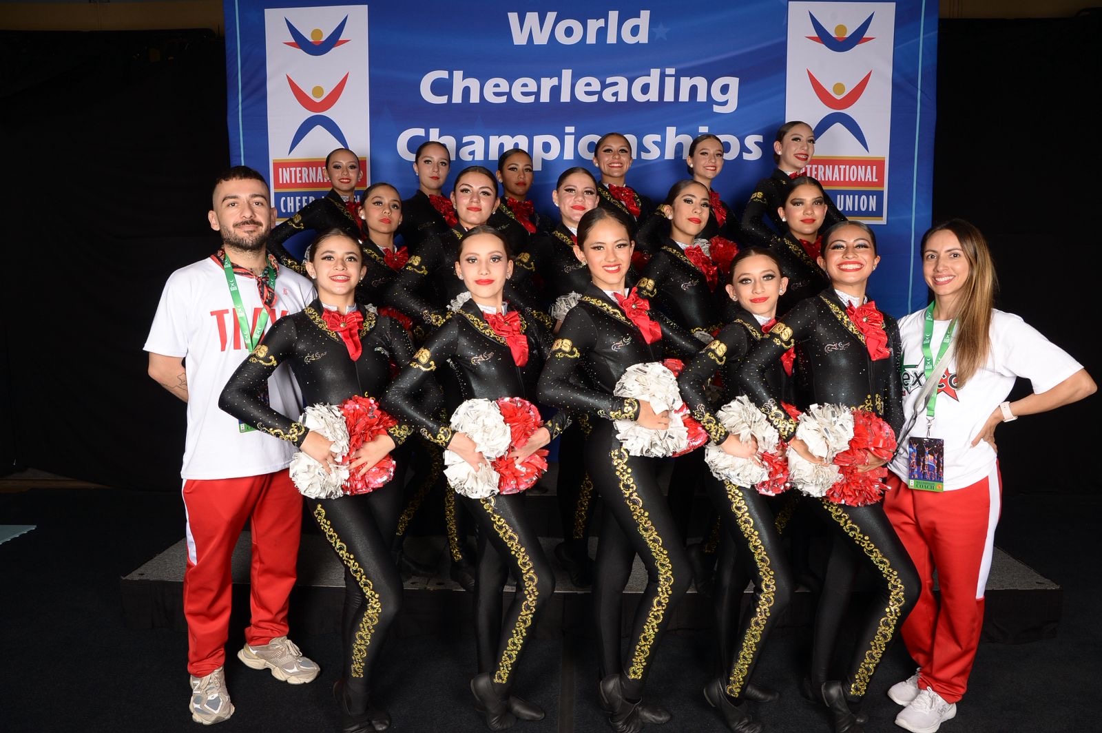 Logran cheerleaders queretanas medallas en eventos mundiales