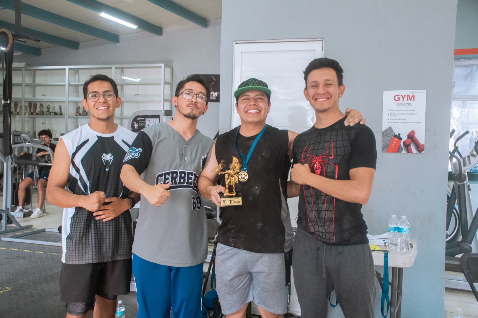 Compiten alumnos UAQ en Torneo del Poder