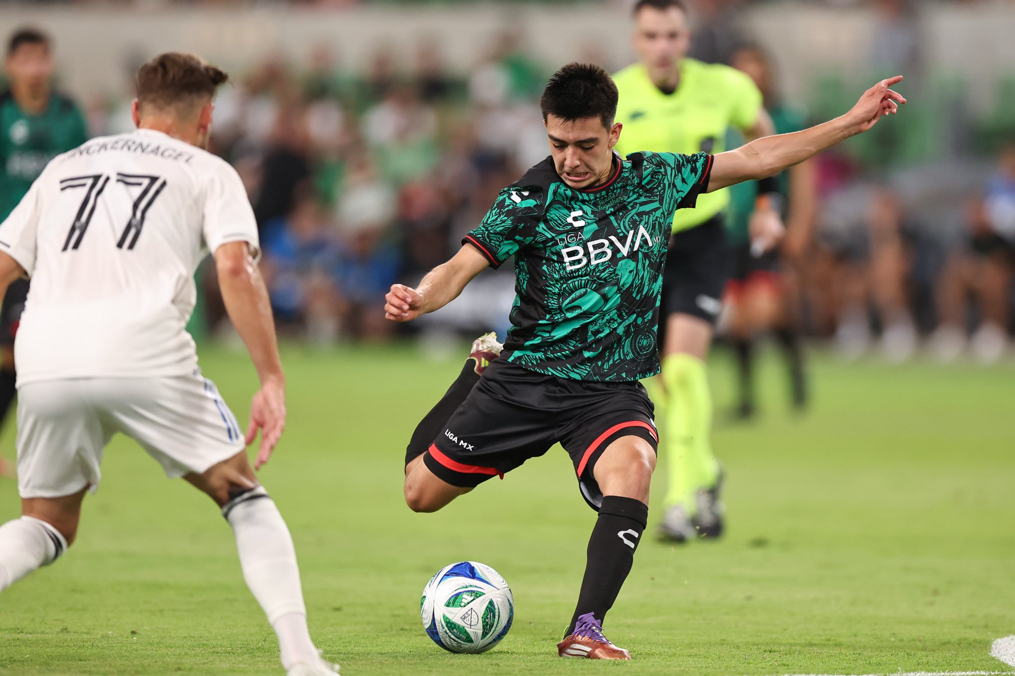Gilberto Mora es una joya de México, asegura Jardine