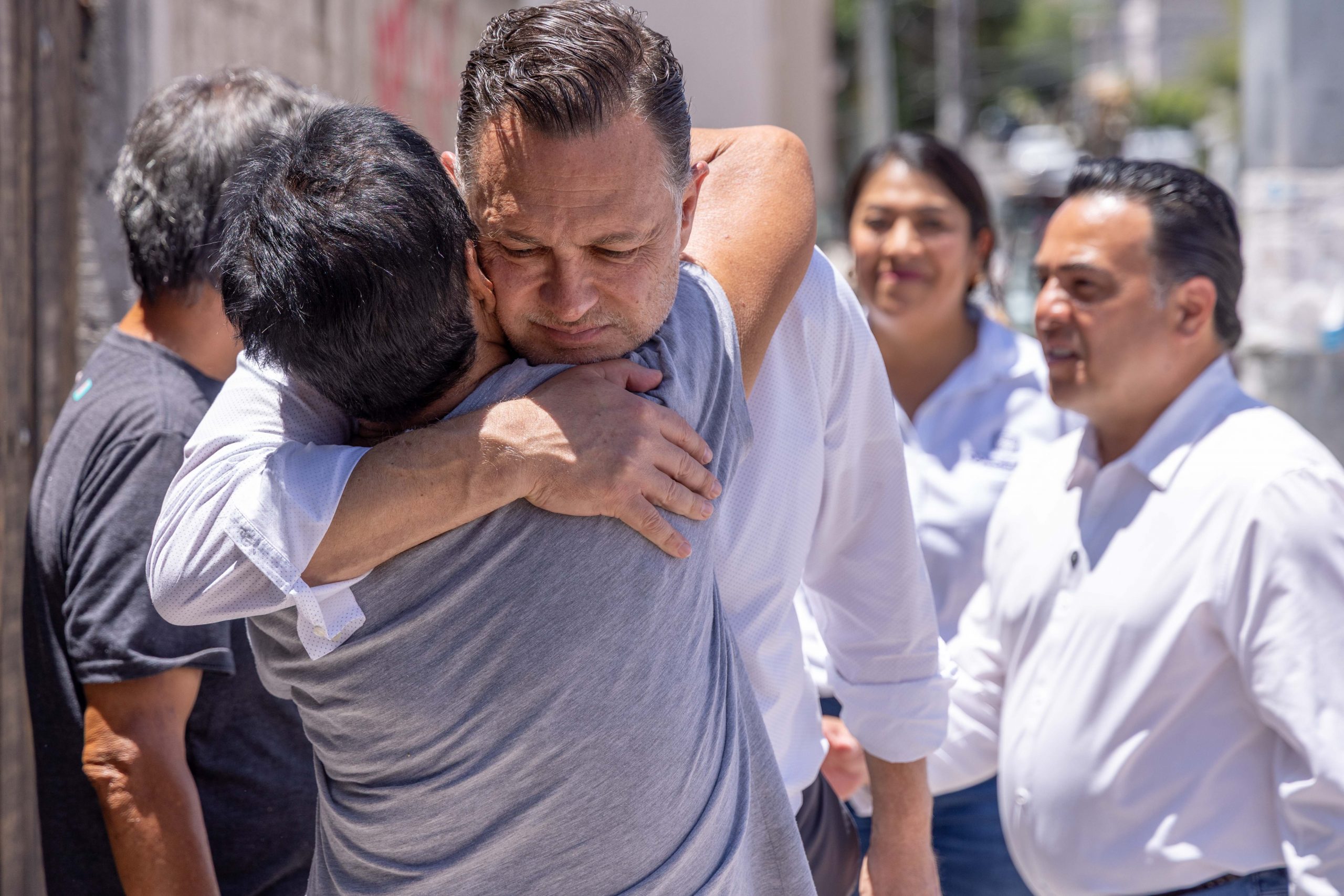 Inicia entrega de apoyos a familias afectadas por lluvias