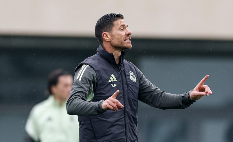 Xabi Alonso cierra el tema Vinicius Jr.