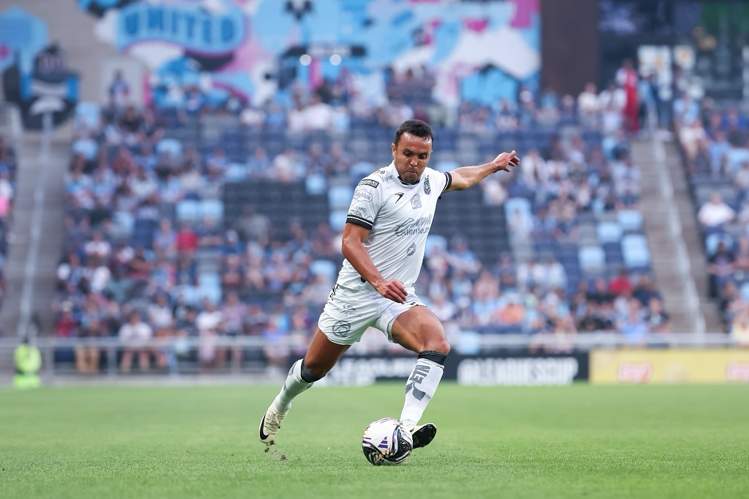 Limpia en Gallos Blancos, dan de baja a 6 futbolistas