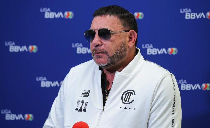 «El Turco» ya no piensa en dirigir a la Selección Mexicana