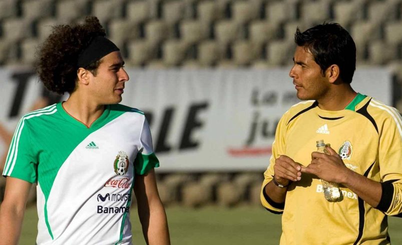 Oswaldo Sánchez dice quién debe ser el portero de México