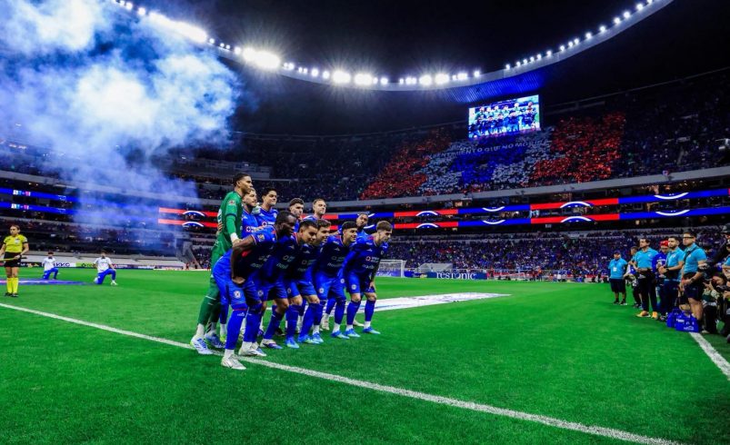Agradecen a fans de Cruz Azul por seguirlos a cualquier estadio