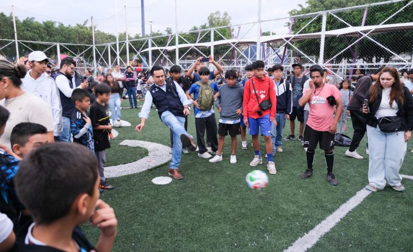 Inaugura Luis Nava torneo “Todos al Mundial Contigo”
