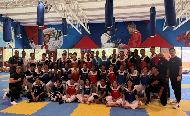 Fortalecen estudiantes de la UPQ su preparación deportiva