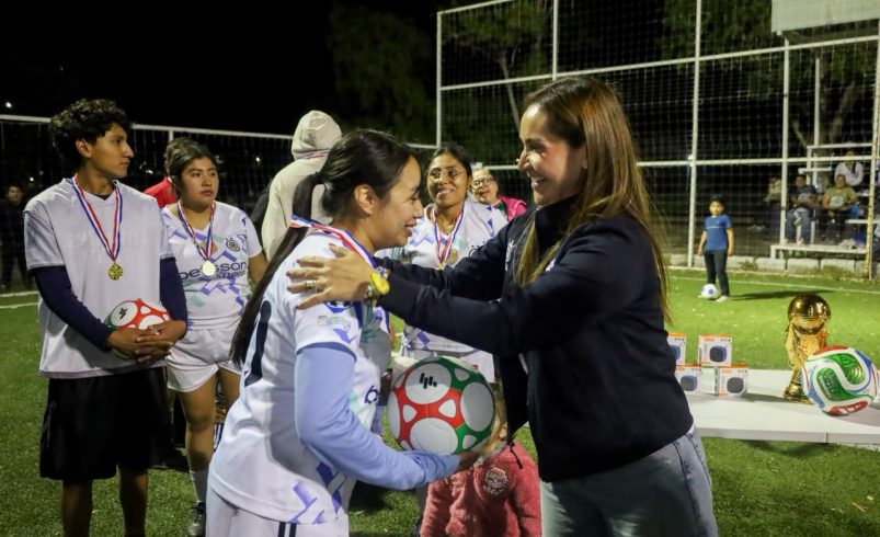 Clausura del Cuadrangular de Futbol Aquí Contigo en Colón