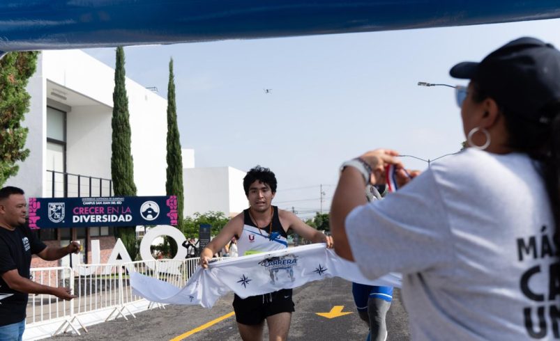 Reúne UAQ San Juan del Río a cerca de 500 corredores